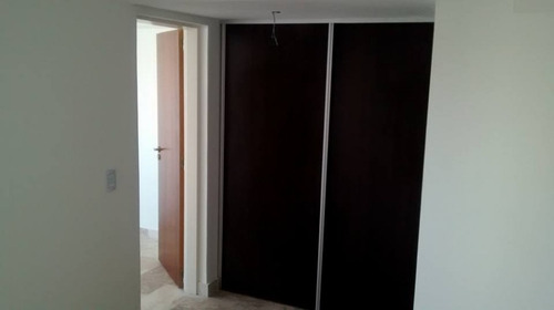 Imagen 5 de 10 de Departamento En Venta En Moron Sur