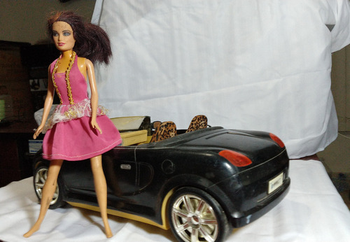 Carro Para Barbie Color Verde Oscuro Con Barbie De Regalo