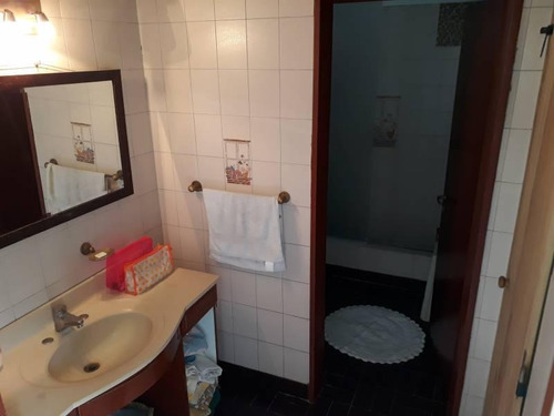 Imagen 17 de 19 de Venta Chalet En 2 Plantas Con Excelente Ubicación - Moreno Norte