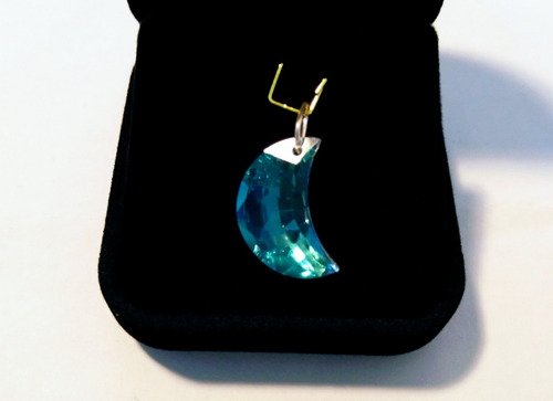 Imagem 3 de 5 de Pingente Lua 2,0 Cm Cristal Swarovski Em Prata 925