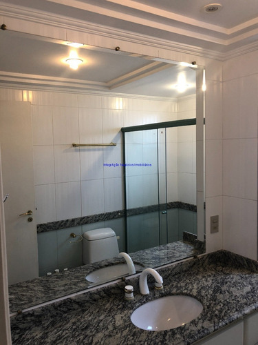 Imagem 13 de 25 de Apartamento 220m², 04 Dormitórios (sendo 02 Suítes, 01 Máster), 04 Banheiros E 04 Vagas Na Garagem. Condomínio Com Portaria, Segurança 24hrs, Piscina - 21010600 - 34158111