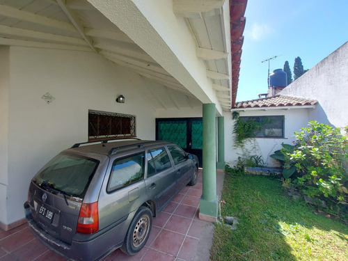 Chalet A 300 Mtrs Estacion Bella Vista Cordoba 1580