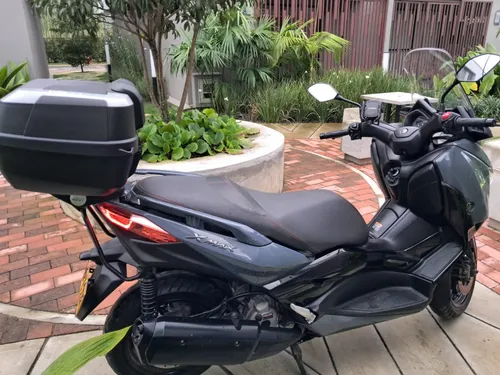 Xmax 300 Cc