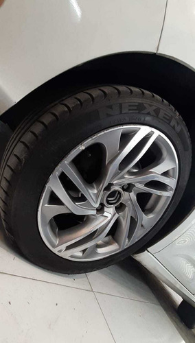 Imagen 8 de 12 de Citroën C4 Lounge 2014 1.6 Tendance At6 Thp 163cv