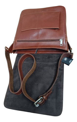 Morral De Cuero Genuino, Chico, Diseño Italiano Suela Oscuro Lisa