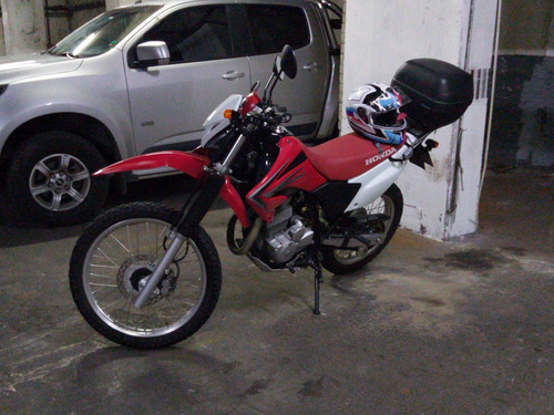 Imagen 4 de 11 de Honda Tornado 250