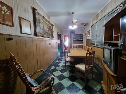 Imagen 4 de 17 de Casa En Venta De 2 Dormitorios C/ Cochera En Zona Sur