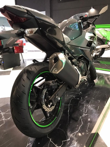 Imagen 18 de 22 de Kawasaki Ninja 400 Abs Negra 0km 2023