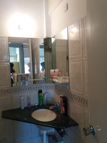 Imagen 10 de 14 de Apartamento Con Renta 1 Dormitorio Al Frente Centro Ascensor .