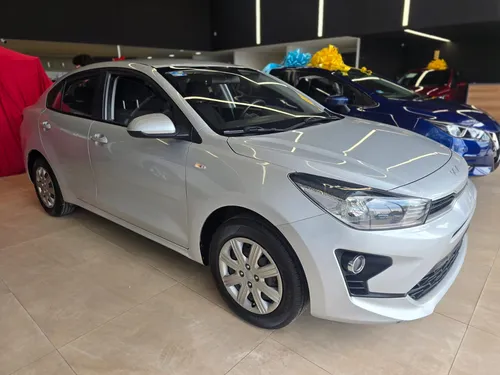 Kia Rio 1.6 L Sedan At