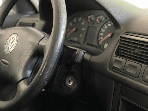 Volkswagen Golf 1.6 Comfortline 2005