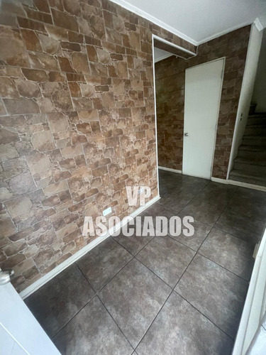 Liquidación Casa Con 3d - 2b En Condominio Los Alerces.