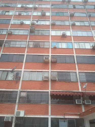 Imagen 10 de 30 de Se Vende Apartamento Los Guayabitos Ata-928 04125067379 04244900499