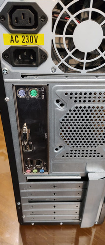 Pc Amd A4-4000 8gb, 250gb Hdd Excelente Oficina O Comercio (Usado)