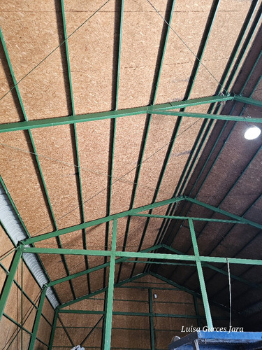 Bodega Con Oficinas Y Patio Pavimentado En Cabrero