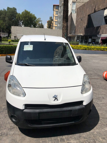 Imagen 1 de 8 de Peugeot Partner 2015