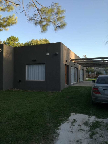 Imagen 3 de 14 de Alquiler Temporario De Casa Quinta En Mercedes 34 Y 131