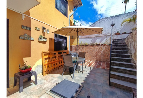 Townhouse En Venta Los Eucaliptos Colinas De Carrizal