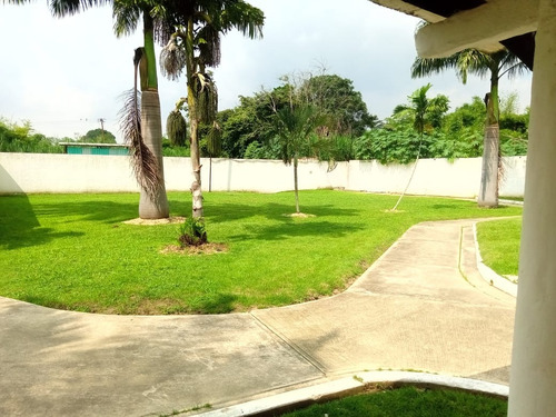 Town House En Conj. Res. Las Trinitarias, San Diego. Vende Crismelia Castillo Plth-254