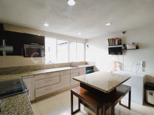 Casa Residencial En Venta Amueblada, Fracc. La Trinidad, Tlaxcalancingo Pue