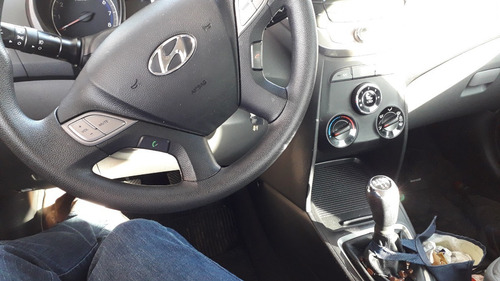 Hyndai Hb20s 1.6 Style