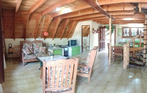 Casa En Venta - 2 Dormitorios 1 Baño - Mar Del Tuyú