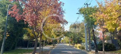 Venta Casa, Ubicación Privilegiada Sector Borde Río,vitacura