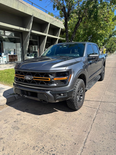 Ford F-150 5.0L V8 Tremor 4X4 At