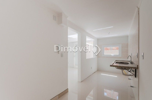 Imagem 8 de 15 de Casa Em Condominio - Tristeza - Ref: 7313 - V-7313
