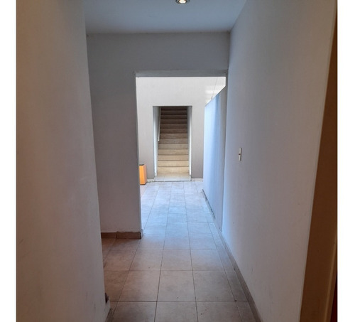 Imagen 2 de 13 de Excelente Dpto 3 Amb Al Frente Con Balcon En Dx. Bajas Expensas. Muy Buena Ubicacion!!!!oportunidad