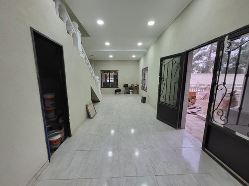 Venta De Casa En Gral. Rodriguez
