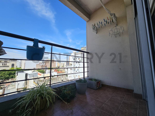 Venta De Monoambiente Divisible C/balcón Y Amenities
