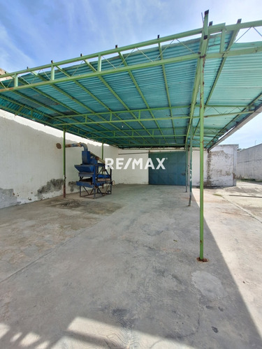 Galpon Para Alamcenamiento Y Produccion, Av. Juan Bautista Arismendi Cod: 1308
