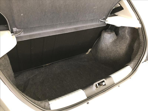 Imagem 14 de 14 de Volkswagen Gol 1.6 Msi Totalflex Trendline
