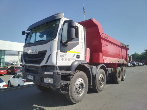 Camion Tolva Iveco Trakker 500, Año 2021, 60.000 Kilometros