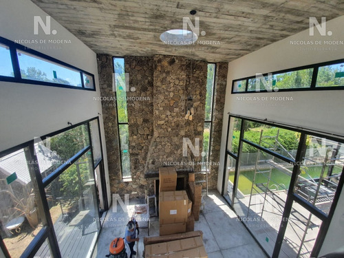 Casa En Alborada - Punta Del Este- Ref: 2179