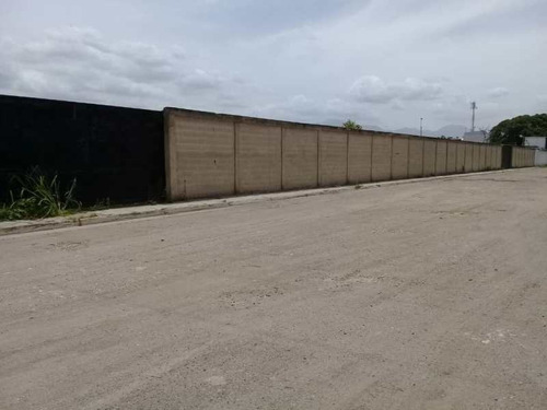 Imagen 2 de 10 de Gabriel Rivas Vende Terreno En Urb. Paraparal Los Guayos Cod: Fot-097
