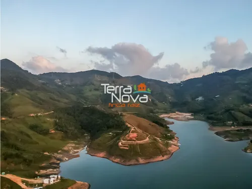 Lote Apto Para Desarrollo Turístico En Venta Guatapé