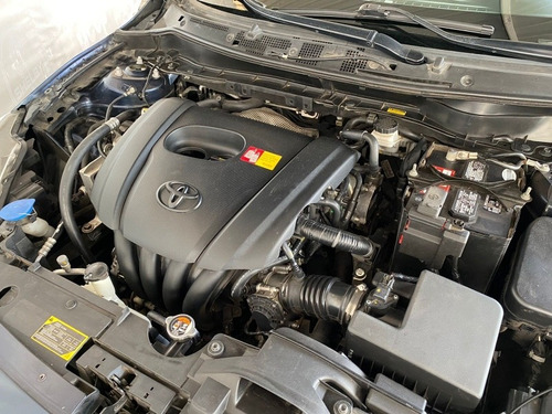 Imagen 7 de 15 de Toyota Yaris 2017 1.5 R Xle At