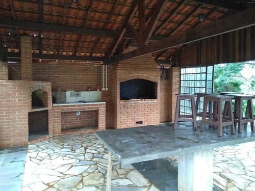 Chácara Com 2.700 M², Situada Em Ibiúna.cod 389.