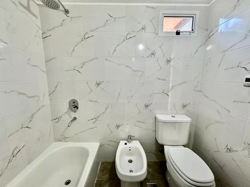 Dueño Directo - Departamento De Categoria 2 Ambientes A Estrenar Con Cochera - Castelar