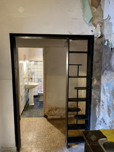 Oportunidad - Casa De Estilo A Reciclar En Excelente Ubicación - Venta Directa!!!