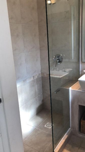 Casa En Alquiler Por Temporada De 4 Dormitorios En Punta Piedras (ref: Bpv-8591)