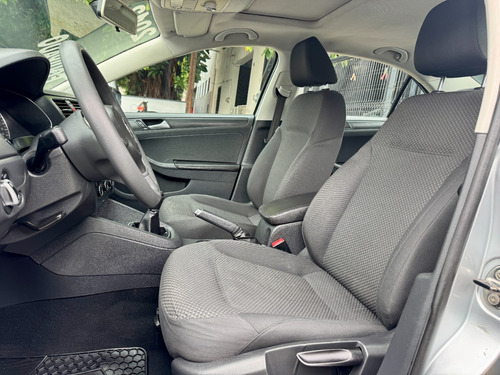 Volkswagen Jetta 2.5 Style Active Mt