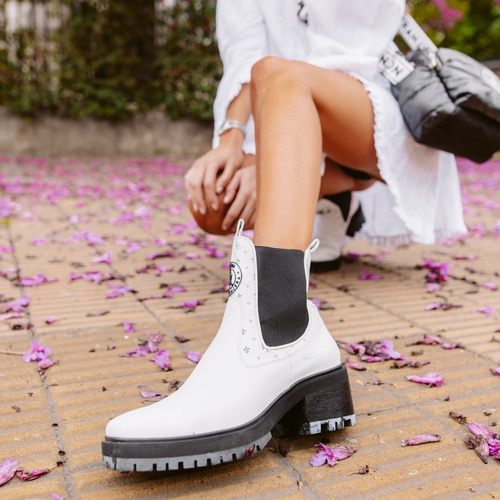 Imagen 1 de 10 de Bota Epic Blanco