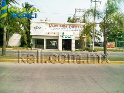 Imagen 1 de 12 de Local Comercial En Renta La Calzada
