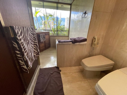 Imagen 20 de 27 de Vendo Ph 530m2 4h/5.5b/4pe Las Mesetas