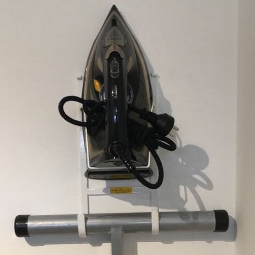 Imagen 5 de 6 de Soporte Dual Höllsen Para Plancha Y Tabla De Planchar