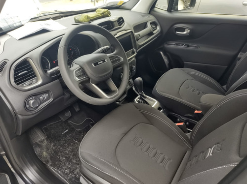 Jeep Renegade 1.8 Sport At6