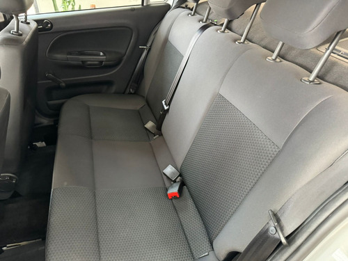Volkswagen Voyage 1.6 Msi Total Flex 4p